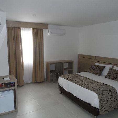 Hotel Arawak Plaza Синселехо Экстерьер фото