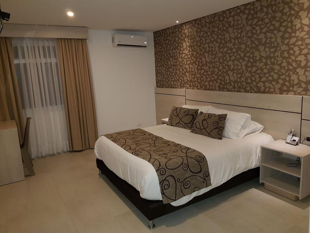Hotel Arawak Plaza Синселехо Экстерьер фото