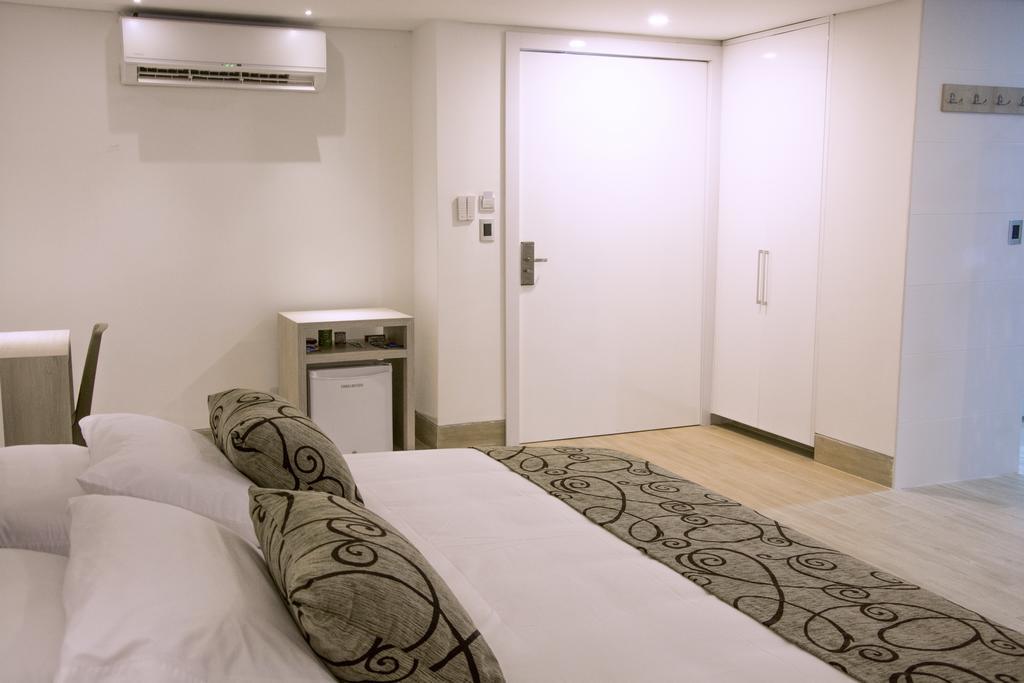 Hotel Arawak Plaza Синселехо Экстерьер фото