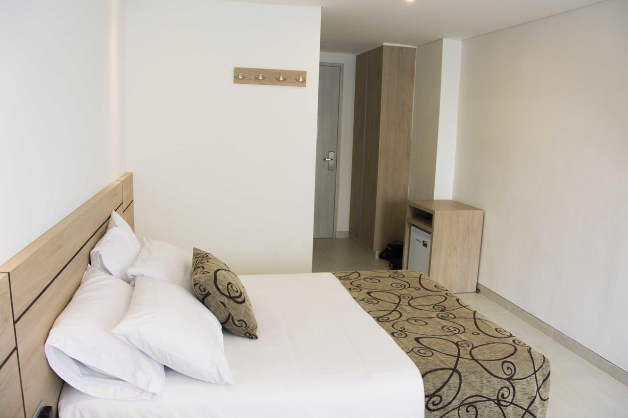Hotel Arawak Plaza Синселехо Экстерьер фото